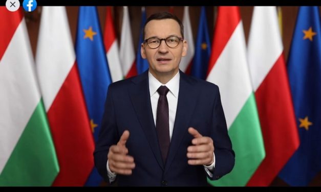 Il videomessaggio del premier polacco: anche i polacchi condividono l&#39;amore per la libertà degli ungheresi