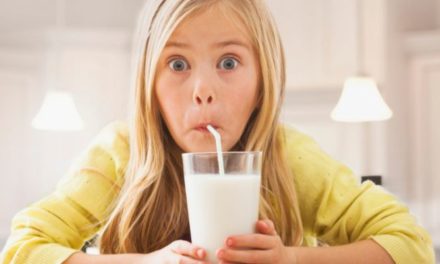 A tejfogyasztás rasszista? A balosok szerint igen!
