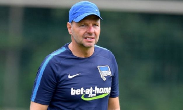 He fired the Hungarian coach of Hertha because of his political opinion