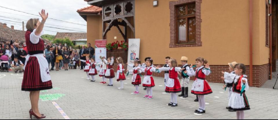 Kindergartens built or renovated with Hungarian state aid in Transylvania are handed over one after the other