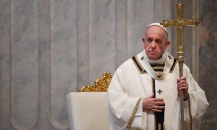 Ferenc pápa kiadta a módosított egyházi törvénykönyvet