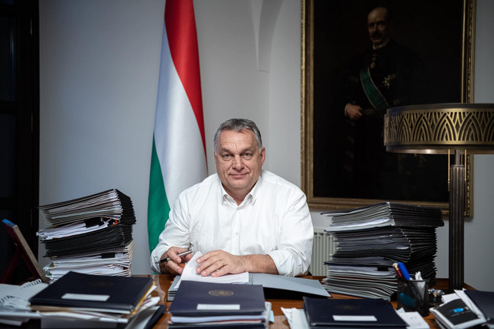 Orbán: Edukacja dzieci to zadanie rodziców