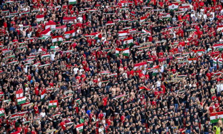 Die rumänische Sportzeitung sang eine Ode über die ungarischen Ultras