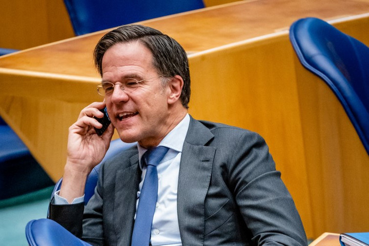 Mark Rutte era il presidente dell&#39;ala giovanile del Partito popolare liberale per la libertà e la democrazia quando l&#39;organizzazione sollevò la questione della legalizzazione delle deviazioni sessuali Foto: AFP/Bart Maat