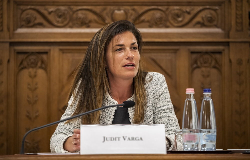 Judit Varga: people&#39;s rights must be protected in the online space as well