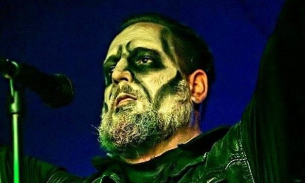 Dio ama la buona musica - il cantante metal András Muhi per Vasárnap