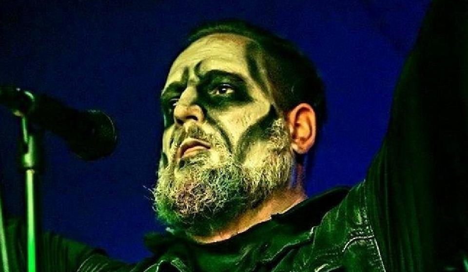 Bóg kocha dobrą muzykę - metalowy wokalista András Muhi dla Vasárnap
