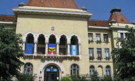Törvényt sért a románul válaszoló városvezetés
