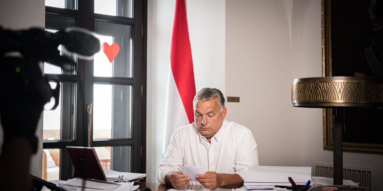 So begrüßte Viktor Orbán die Mitarbeiter des Gesundheitswesens