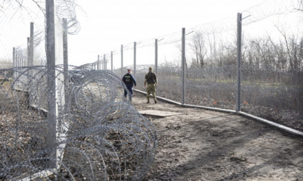 Menekültügyi eljárás miatt is raportra mennek a magyarok