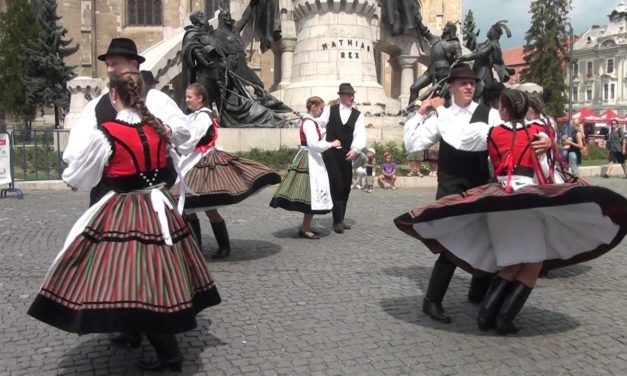 They are dancing in Cluj-Napoca