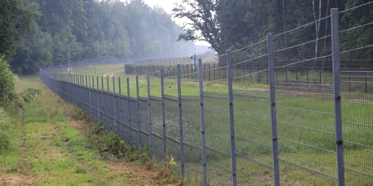 Only the Hungarian border fence is fascist