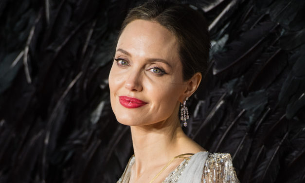 Budapestre költözik Angelina Jolie