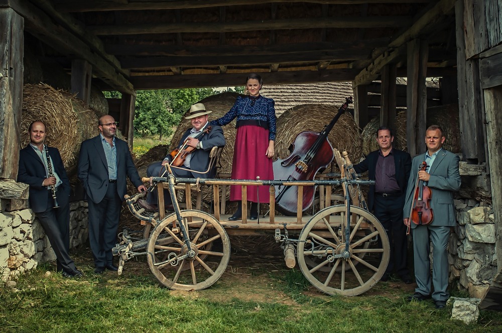 szalonna és bandája