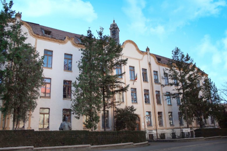Die reformierte Kirche erhielt das patinierte Gebäude des Wesselényi-Kollegs zurück