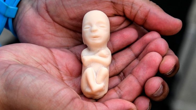 A megtermékenyítéstől kezdve megtiltják az abortuszt Oklahomában