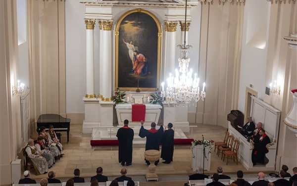 The renovated Lutheran church and bishop&#39;s residence were consecrated in Cluj