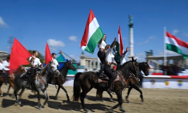 La Nemzeti Vágta è organizzata questo fine settimana con la partecipazione di sessanta insediamenti ungheresi e non ungheresi