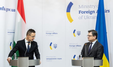 Ungarisch-russisches Gasabkommen: Ukraine fällt wegen Erpressungspotential