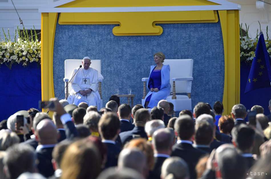 Papież Franciszek przybył jako pielgrzym do kraju o starożytnej historii