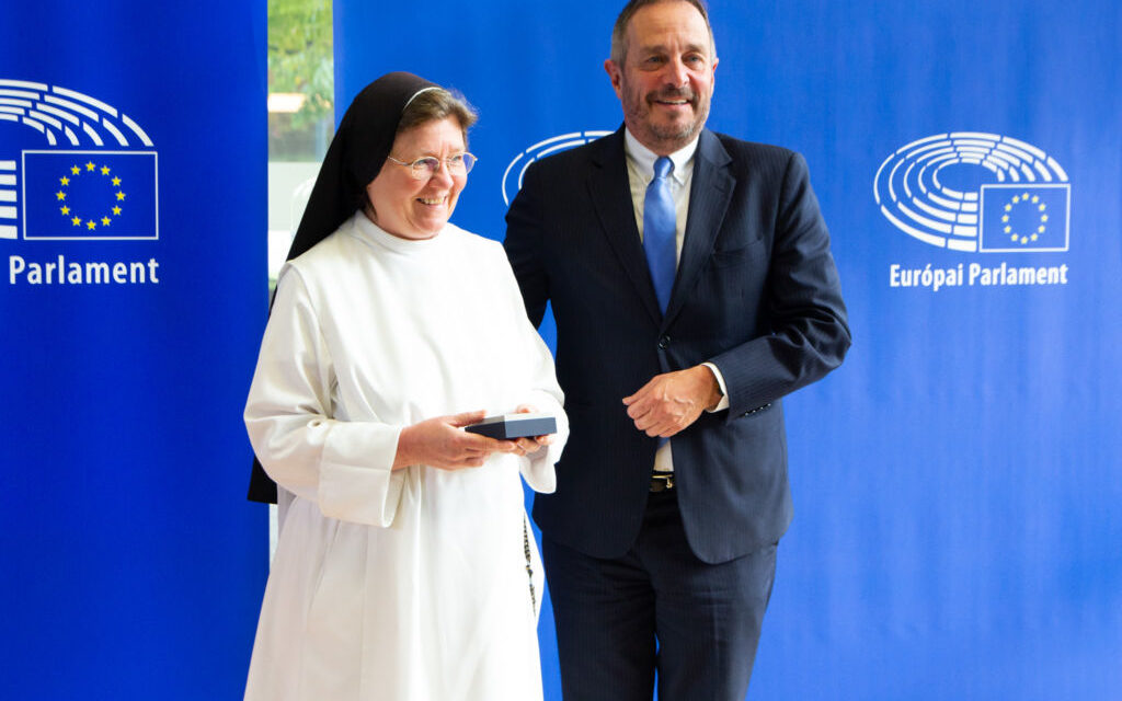 Dominican Sister Laura Baritz Sarolta won the European Citizen Award