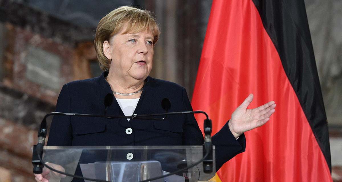 Merkel: Stanowisko Katalin Czech jest frustrujące