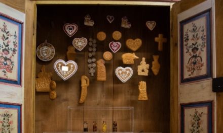 See with your hands, see with your heart! – interactive exhibition in the House of Traditions 