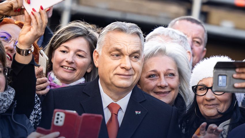 Hier ist es: 61 Prozent wollen, dass Orbán Premierminister wird, während nur 24 Prozent Márki-Zay wollen