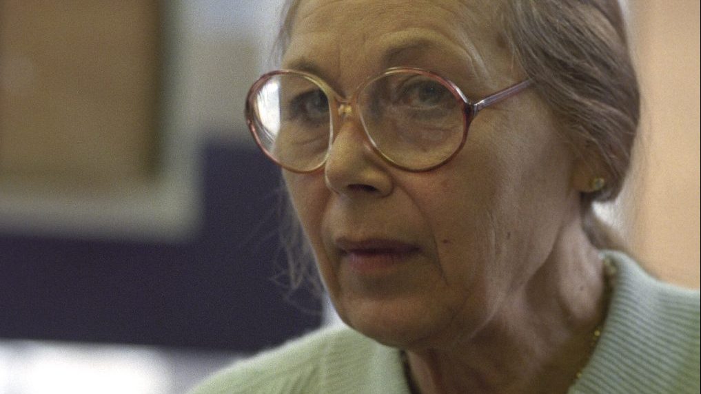 The Hungarian-born writer refused her award because of Mussolini