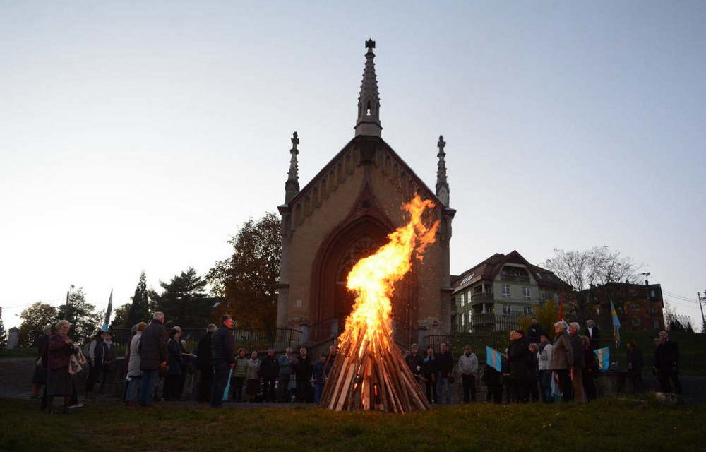 Rozpalono ogniska wartownicze dla Szeklerów w organizacji CÖF w Miszkolcu