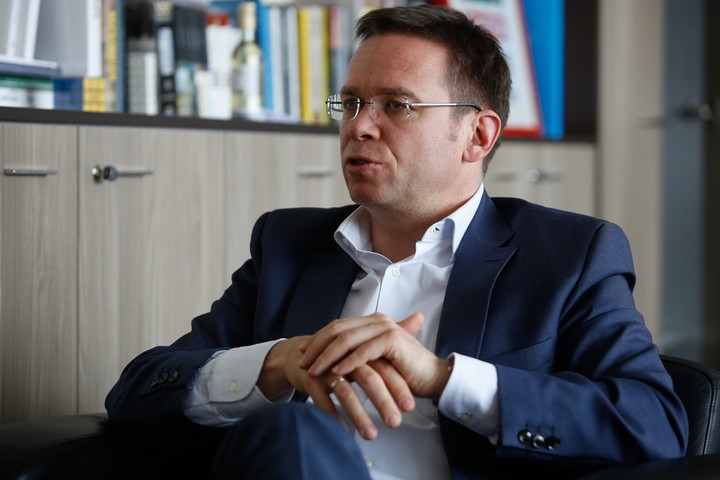 Balázs Fürjes, CEO of ATV, and the Media Association do not agree with Krisztina Baranyi either.