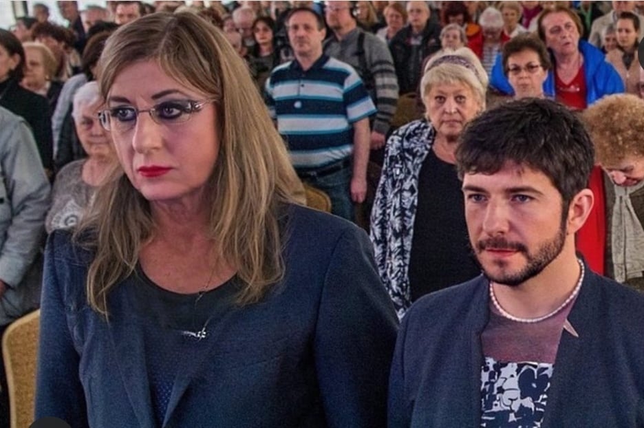 Photoshop: Transzba estek a baloldali politikusok