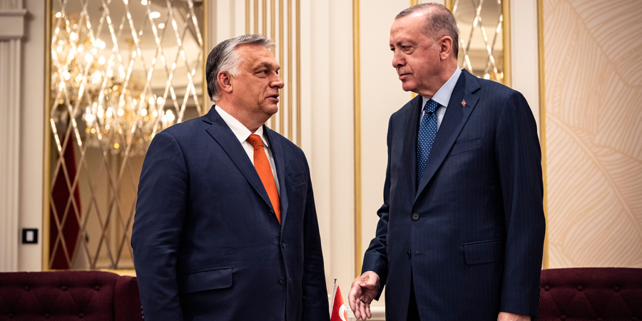 Orbán: pragmatische politische Zusammenarbeit mit den Türken
