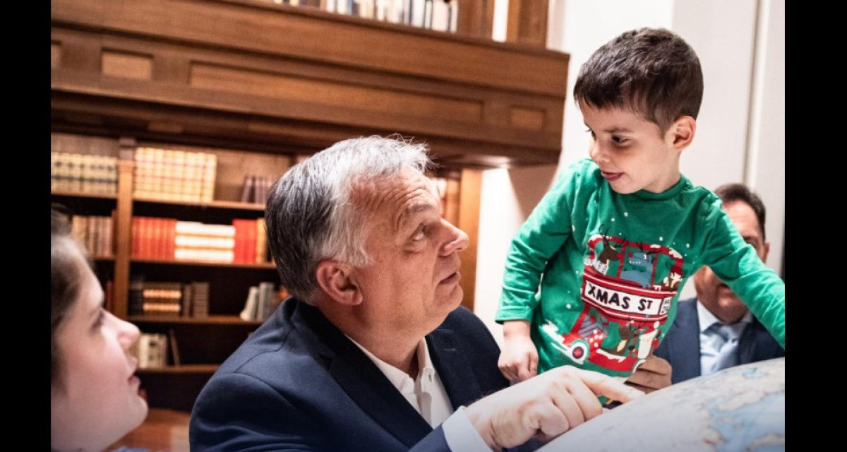 Besucher kamen aus Jászság zu Viktor Orbán