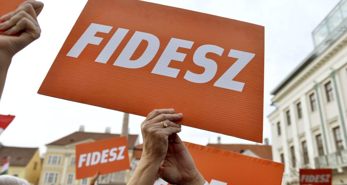 Századvég: Fidesz-KDNP führt weiterhin stabil