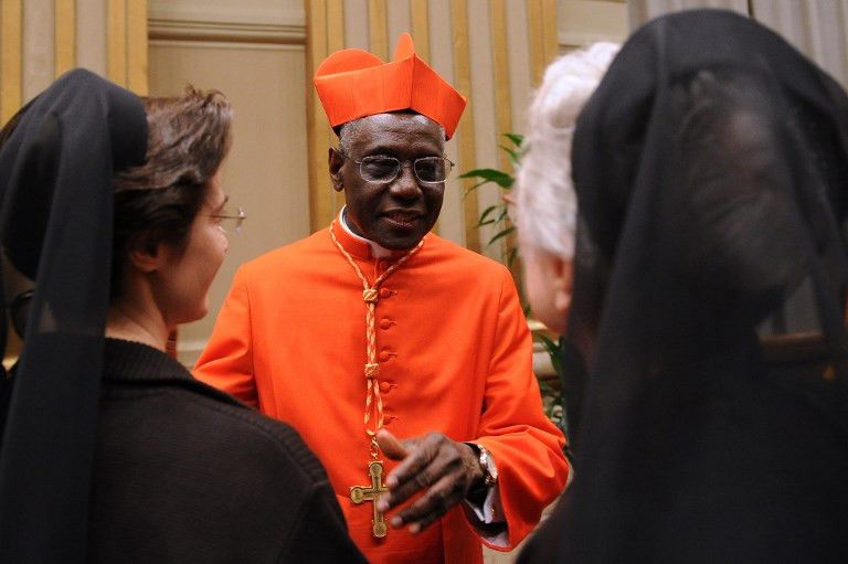 Kardinal Sarah: Die Politik der Massenmigration hat Europa in die „Selbstzerstörung“ getrieben.