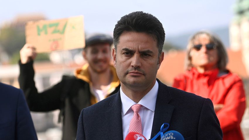 Zdaniem Pétera Márki-Zaya chrześcijanin nie może głosować na Fidesz