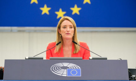 Fiatal és migrációpárti az EP új elnöke