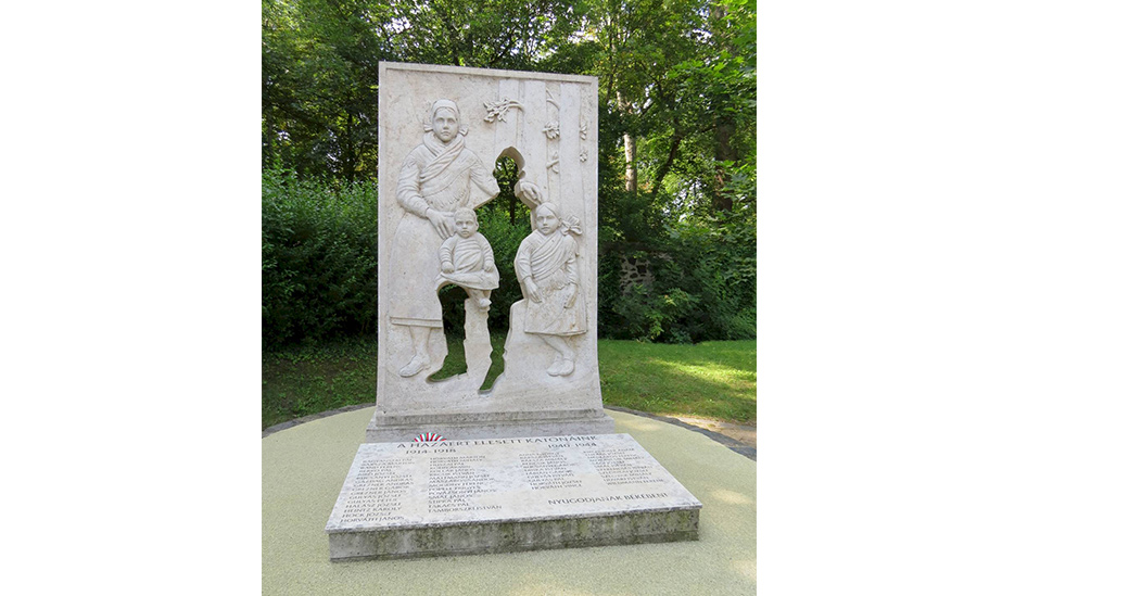 A World War II Hungarian memorial is admired by the world