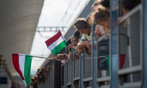 Vasárnapig lehet jelentkezni a diaszpóra magyarságát támogató programokra