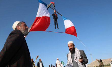 Idąc z duchem czasu – Macron chce „francuskiego islamu”.