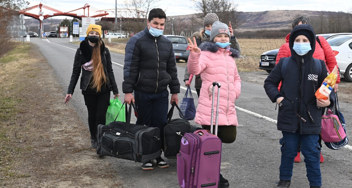 Czeka w więzieniu na Ukraińców wyjeżdżających z kraju