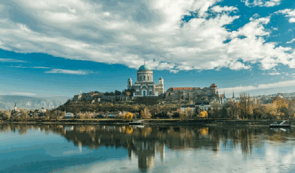 Religious tourism forum started in Esztergom