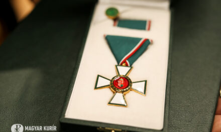 Award of ecclesiastical persons