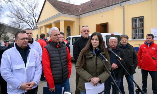 Rząd zapewnia trzy miliardy forintów dla Rady Charytatywnej