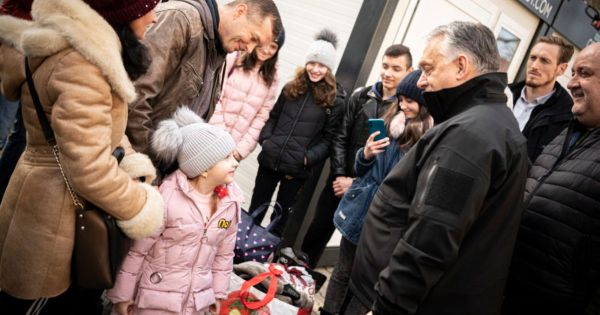 Orbán Viktor: Megindítottuk Magyarország történelmének egyik legnagyobb humanitárius akcióját