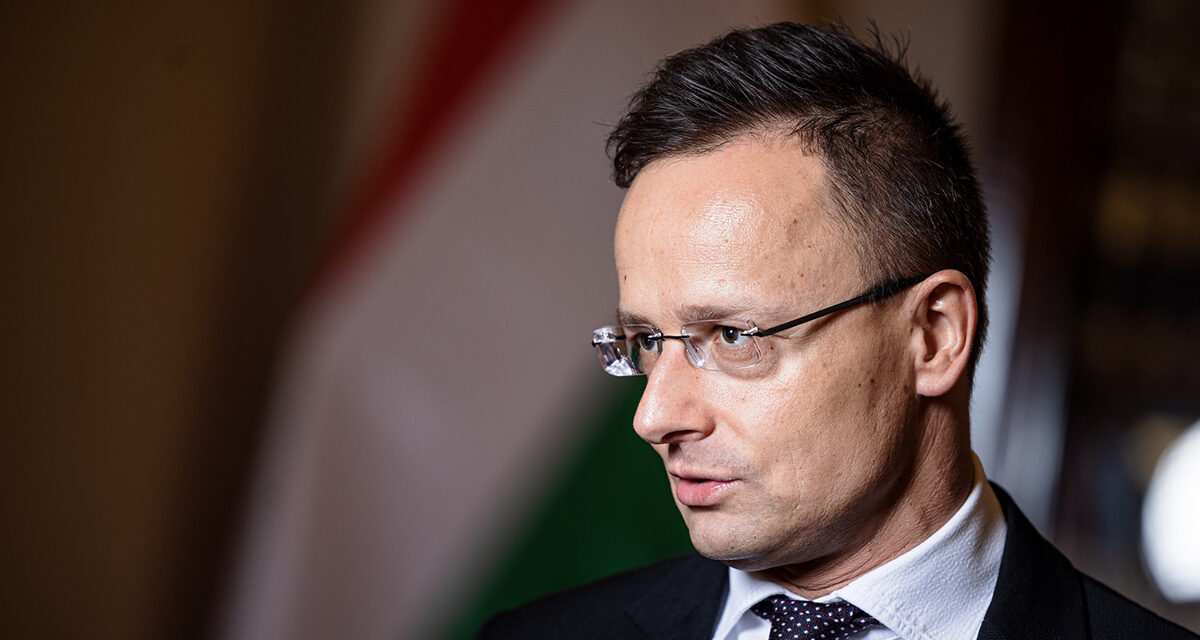 Péter Szijjártó: Márki-Zay wprawił zakarpackich Węgrów w stan wzmożonych nastrojów nacjonalistycznych