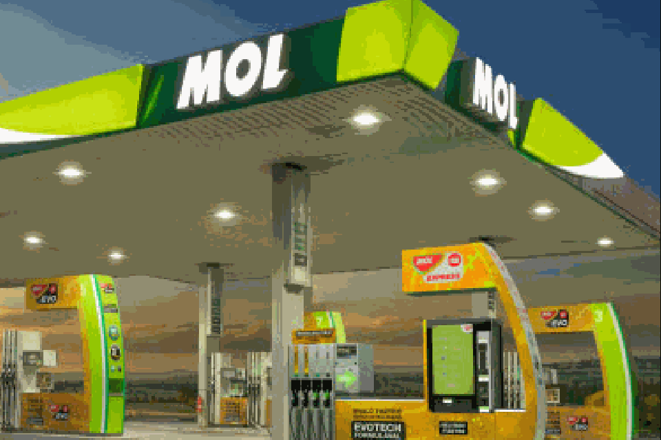A benzinárstop ellenére kedvező helyzetben a MOL