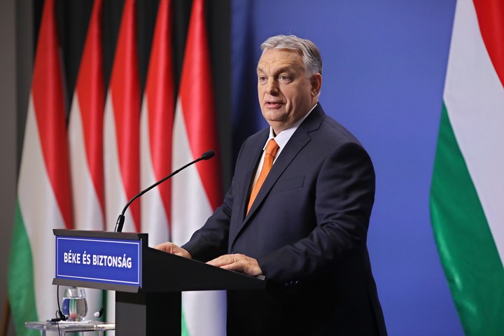Viktor Orbán: Wir kümmern uns um die Alten!