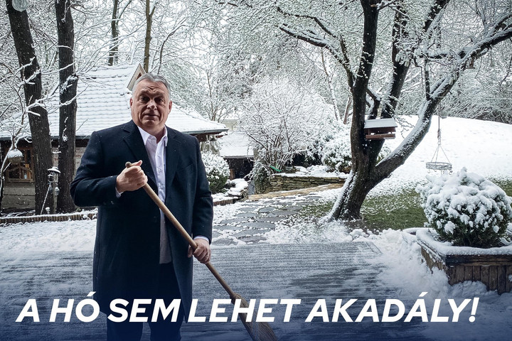 Viktor Orbán: Śnieg też nie może być przeszkodą. Zmiatajmy ich! 